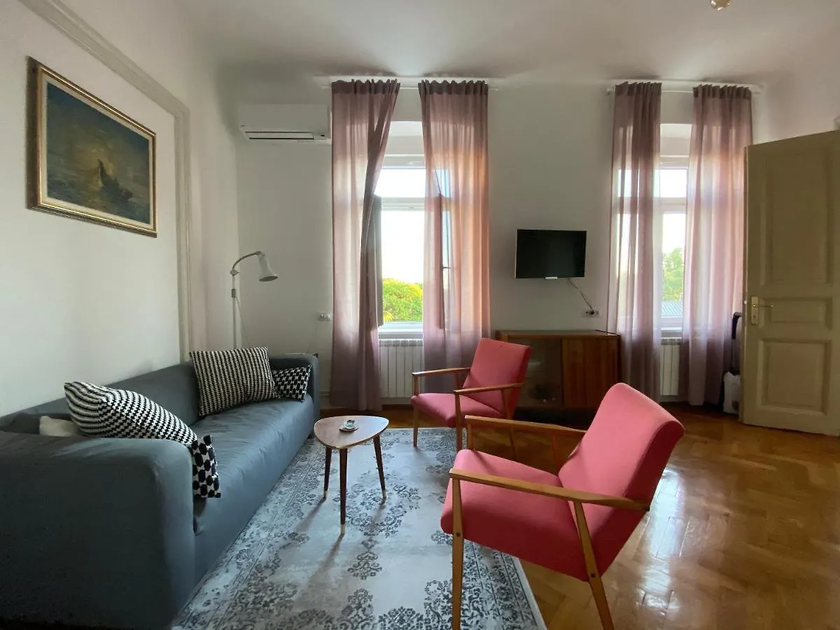 Bright Apartment 45M2 - Free Parking - Wifi Rijeka 0*,  Croacia