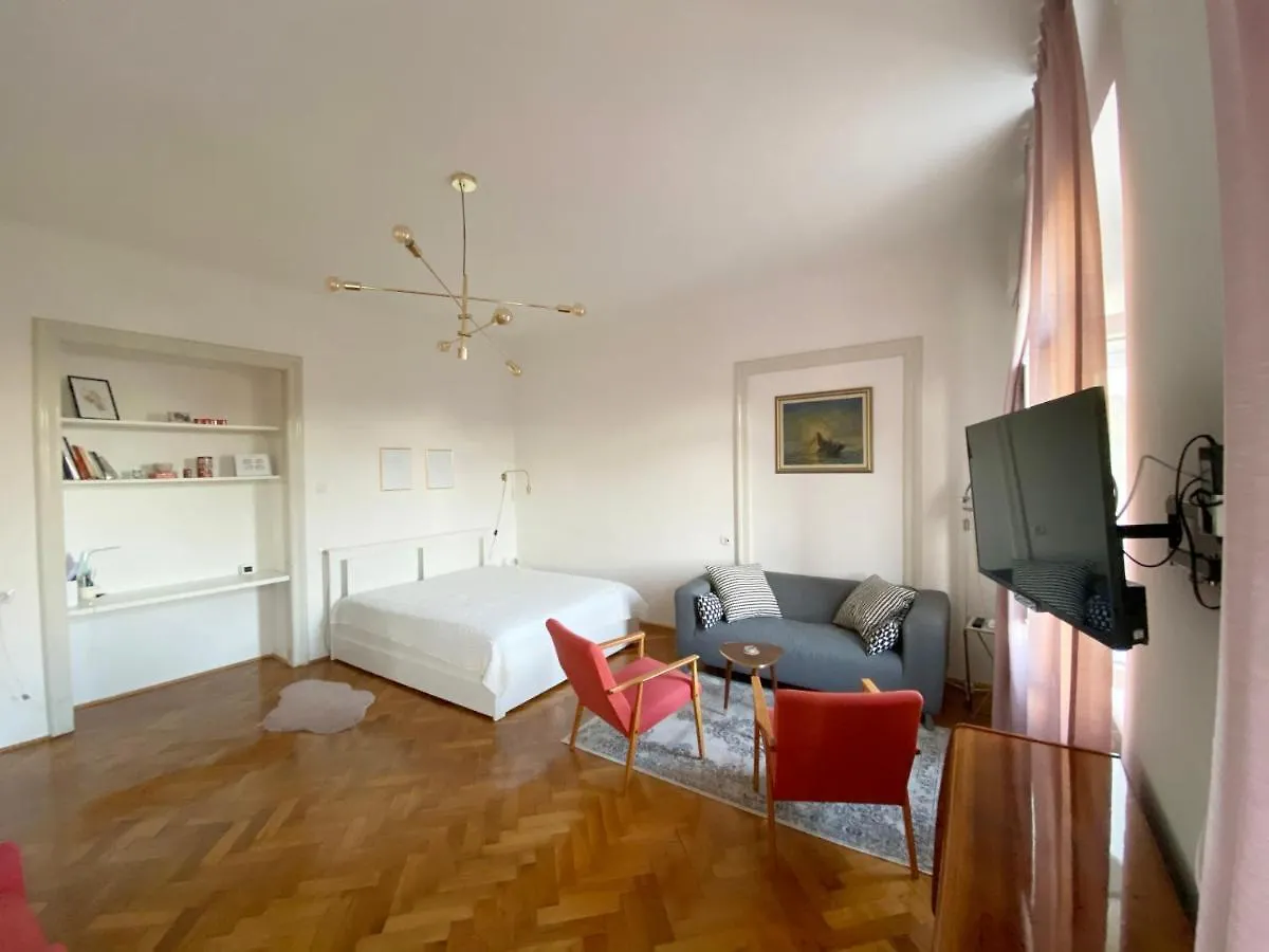 Bright Apartment 45M2 - Free Parking - Wifi Rijeka Croacia